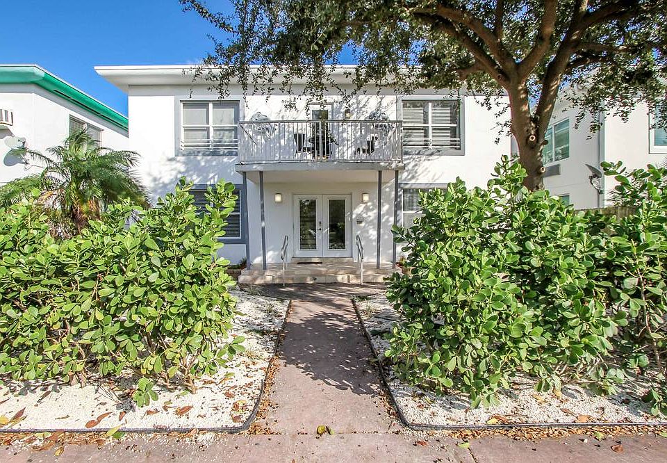 1st image of 7315 Dickens Ave APT 4