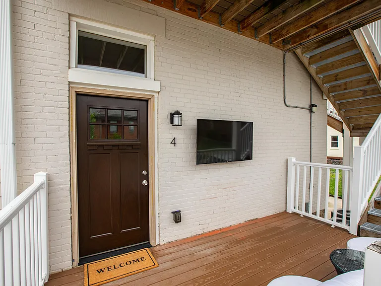 262 S Winebiddle St #4 — Photo 7