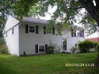 2nd image of 310 Victoria Dr