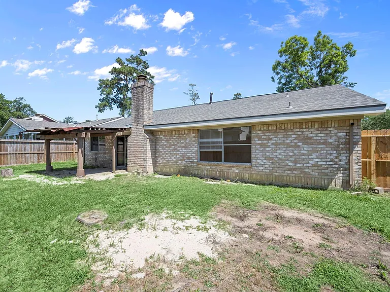 7415 Creekfield Dr — Photo 5