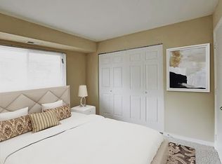 2824 Chapel Hill Rd #24I, Durham, NC 27707