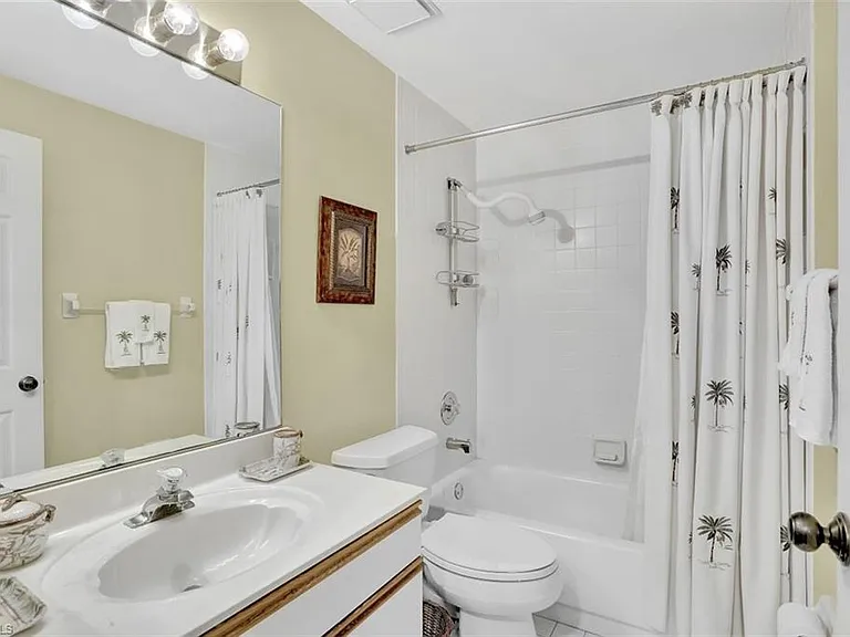 5899 Chanteclair Dr #226 — Photo 11
