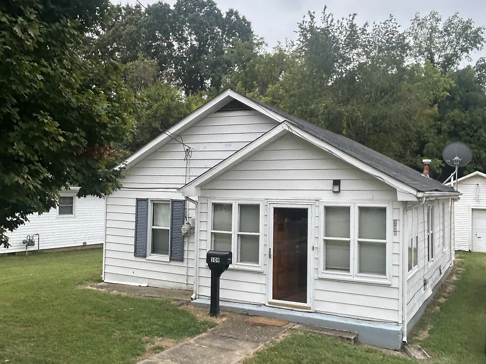 109 Wilson St #1