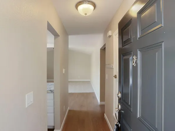 3905 Dale Rd APT E, Modesto, CA 95356