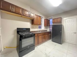 293 Griffith St #9A, Jersey City, NJ 07307