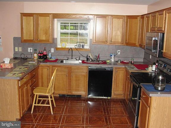 5th image of 108 Reynolds Rd