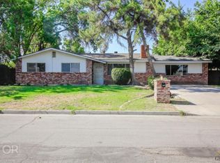 7409 Ribier Ave, Lamont, CA 93241