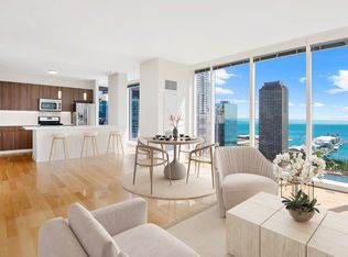 302 E North Water St #2000, Chicago, IL 60611