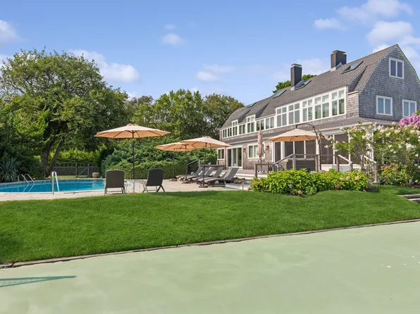 91 Beach Ln, Westhampton Beach, NY 11978