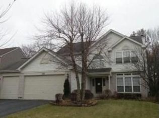 543 W Wildspring Rd, Round Lake Beach, IL 60073
