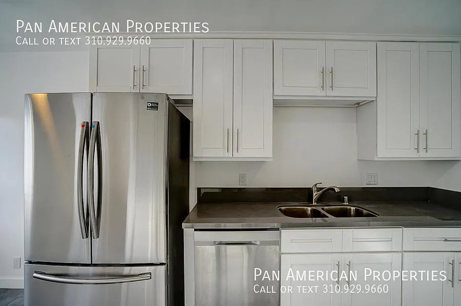 2 bed, 851 sqft, $2,095 — Photo 3