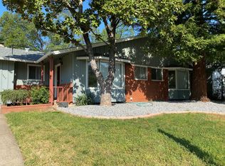 1942 Lindeena Ln, Redding, CA 96002