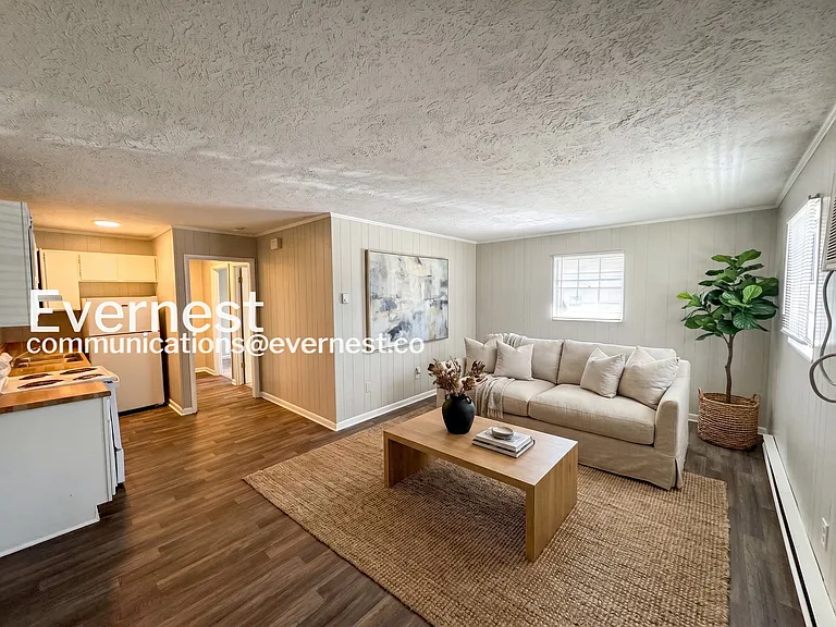 Oakwood Apartments — Photo 7