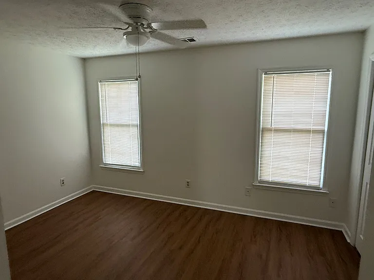 1630 Garrard St — Photo 7