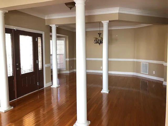 5 bed, 3765 sqft, $3,150 — Photo 3