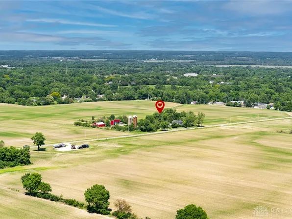 525 Ginghamsburg Frederick Rd, Tipp City, OH 45371
