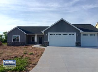 W4912 Carrington Ct, SHERWOOD, WI 54169