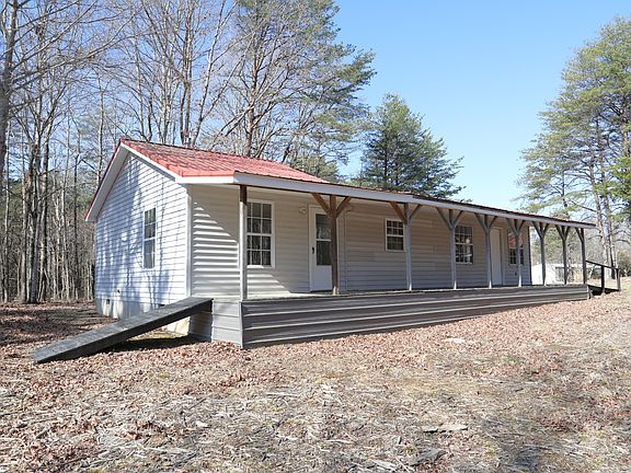 3rd image of 417 Lewis Rd