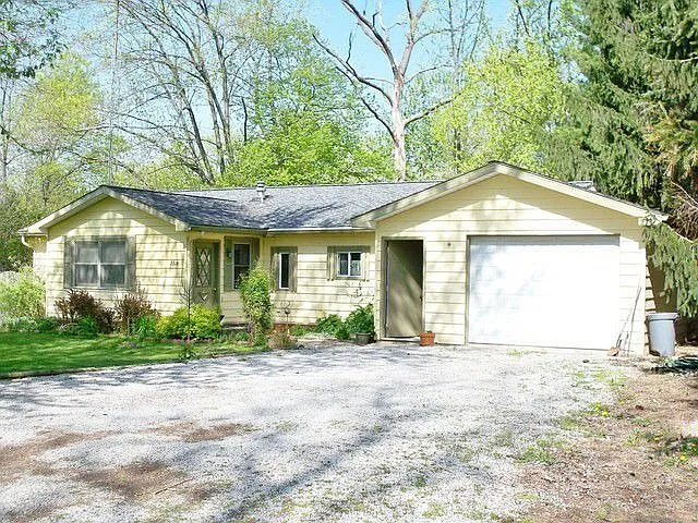 2314 E Tanner Ln photo 1