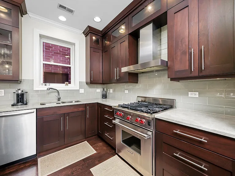 2731 N Wilton Ave #2 — Photo 10