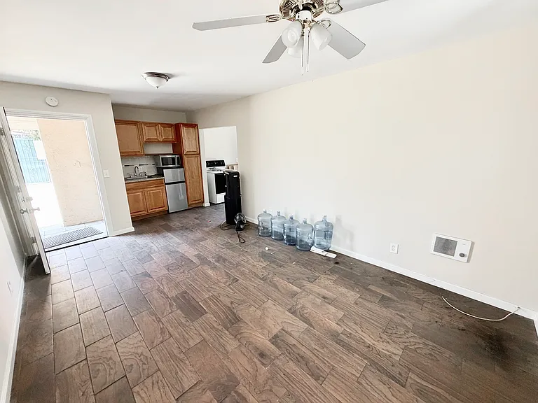 800 Arcadia Ave — Photo 12