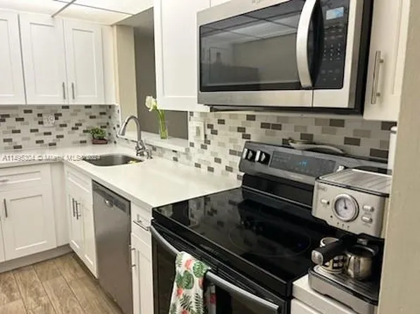 8650 SW 133rd Avenue Rd APT 203, Miami, FL 33183