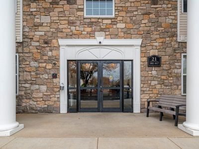 21 Hampshire Rd APT 412, Methuen, MA, 01844