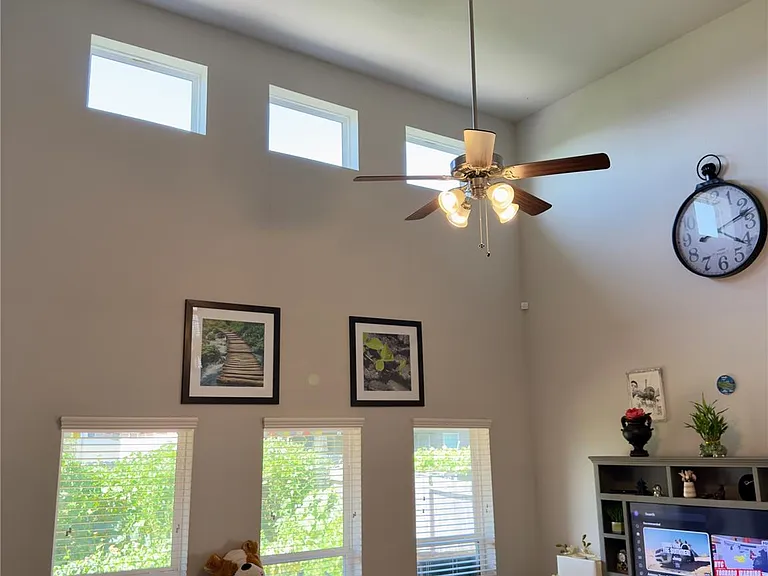 15618 Eastern Meadowlark Way — Photo 5
