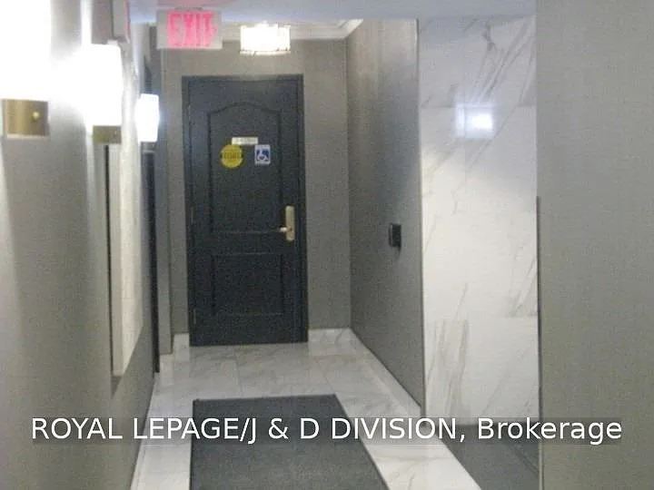 1801 Bayview Ave #102 — Photo 23