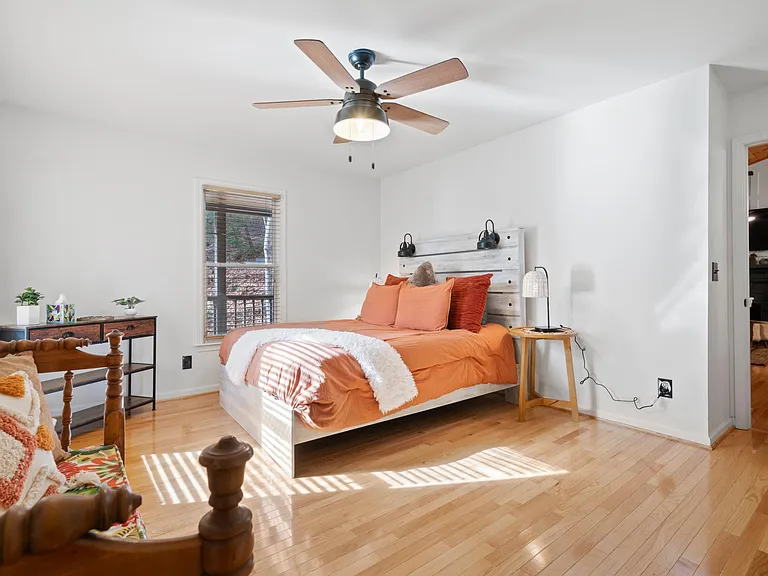 301 Buckskull Hollow Dr — Photo 12