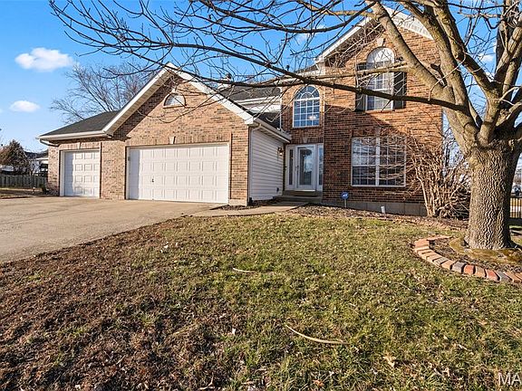 2nd image of 518 Deer Creek Rd