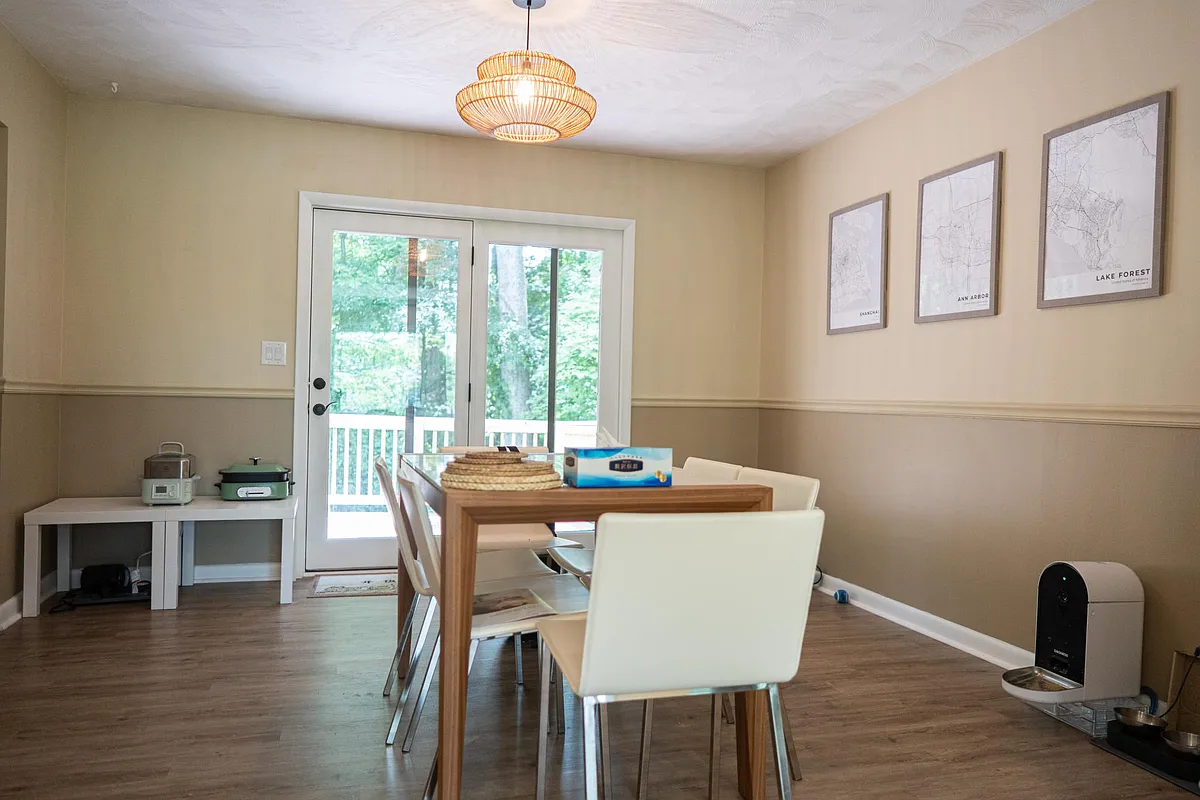 Dining room, right next to the living room - 3340 Pamela Cir