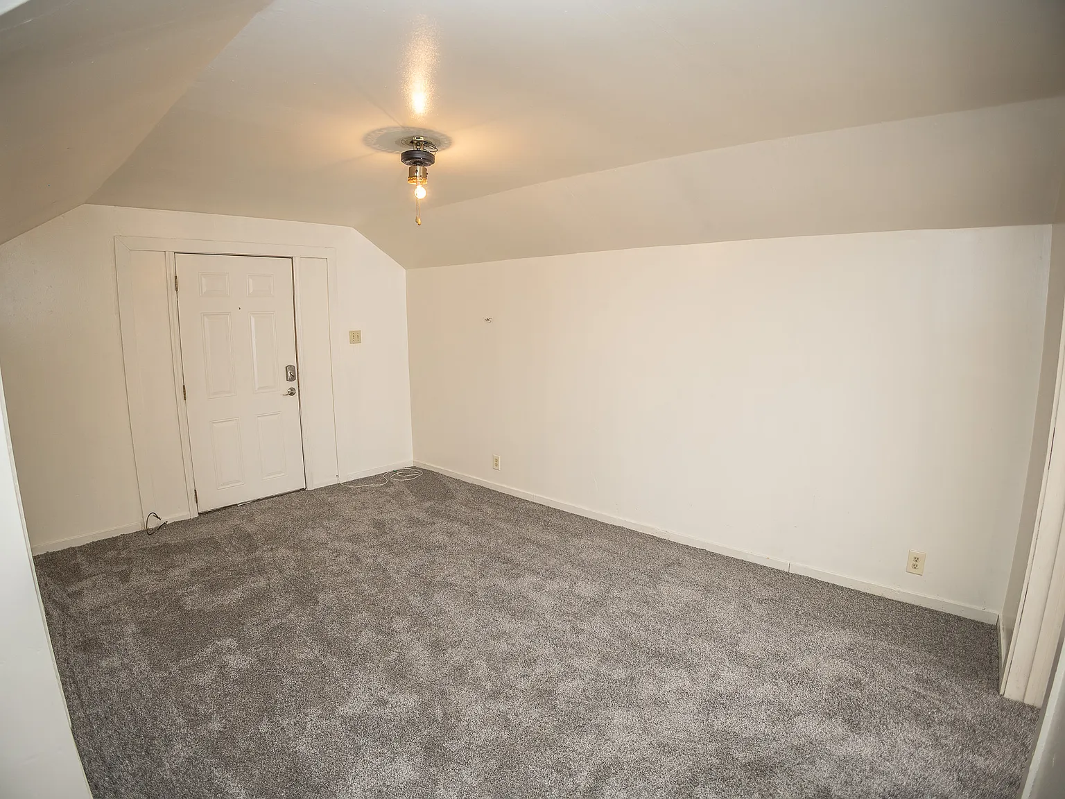 1214 East Dunklin Street - B — Photo 4