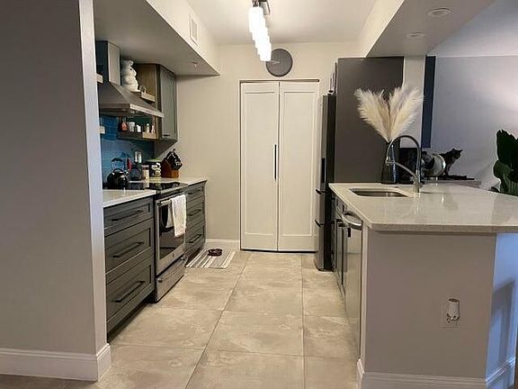 5th image of 1200 Scotia Dr APT 305