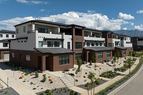 ICO Ridge Apartments & Townhomes Photo 1