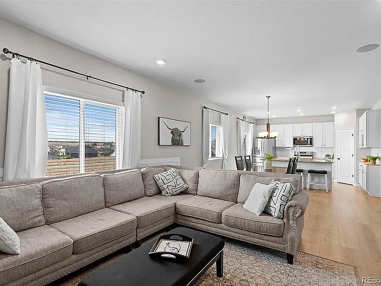 42835 Hawktree Cir — Photo 11