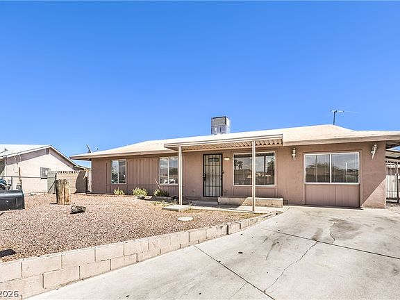 2nd image of 4016 Briar Ct