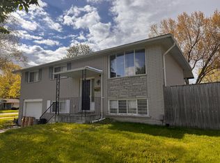 511 Havelock Dr #4, Waterloo, ON N2L4N8