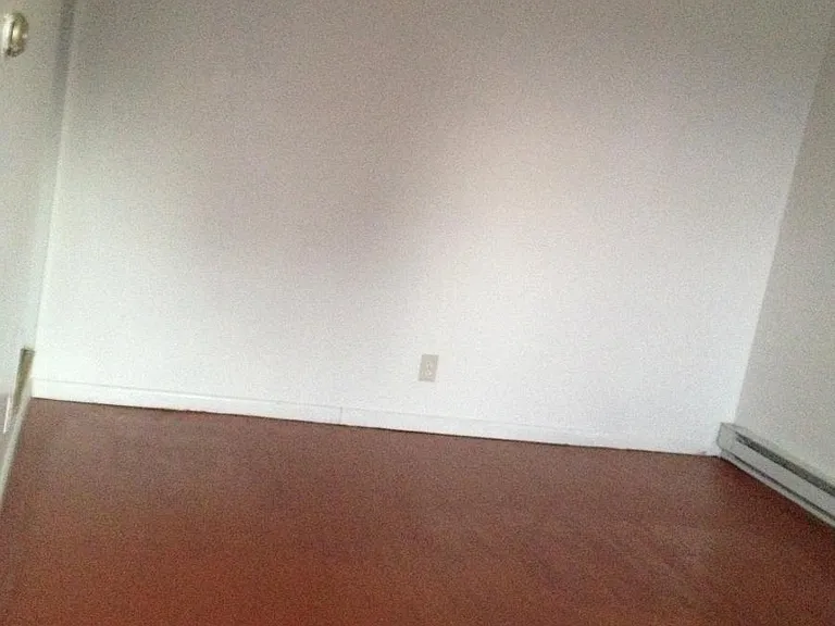 176 Simpson Rd — Photo 22
