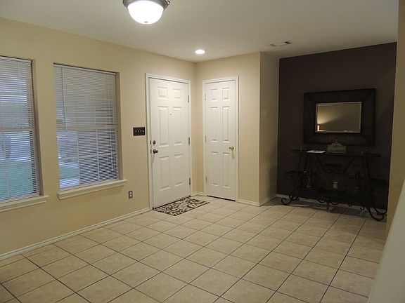 2nd image of 5712 N 34th St