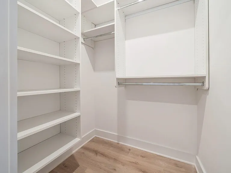 201-205 Randolph Ave #105 — Photo 19