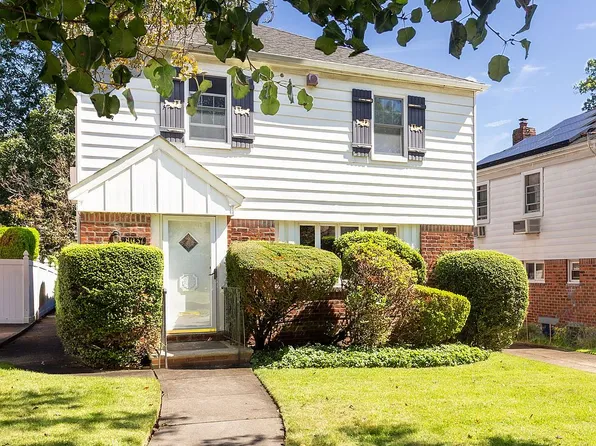 8037 230th St, Queens Village, NY 11427