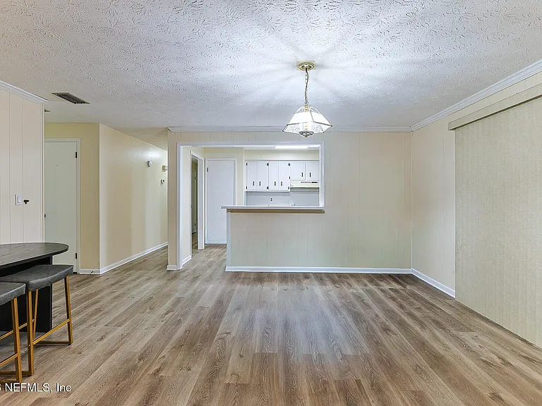 3475 Baker Rd — Photo 5