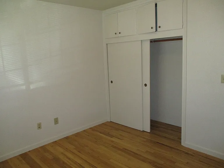1608 Laburnum Ave — Photo 8