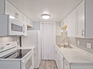 79 Devon Ct APT 7, Edwardsville, IL 62025