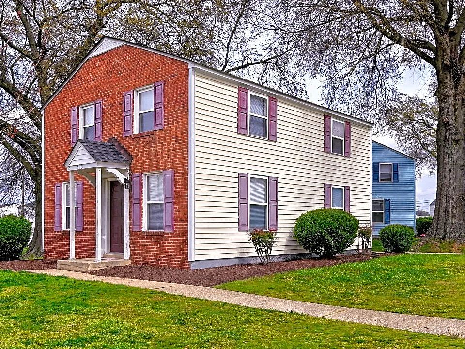 1st image of 1603 Roane St #1609AHICKO