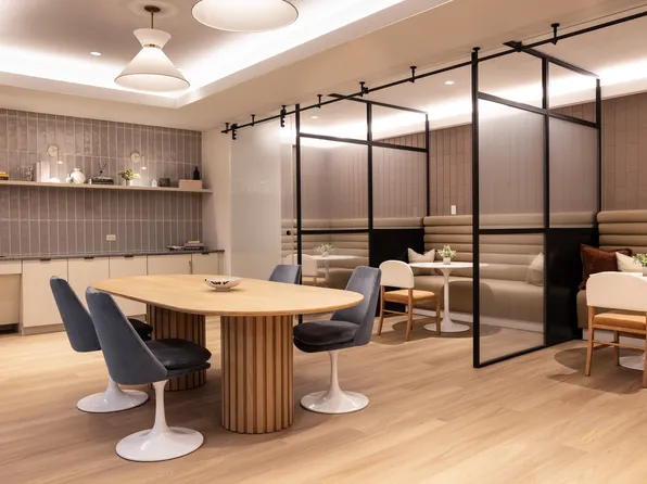 26-38 Jackson Avenue image 18 of 29