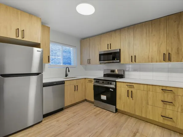 7354 N Winchester Ave #1, Chicago, IL 60626