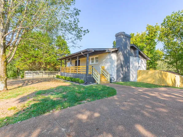 10909 E Brainerd Rd, Apison, TN 37302