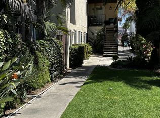 204 16th Pl #B, Costa Mesa, CA 92627